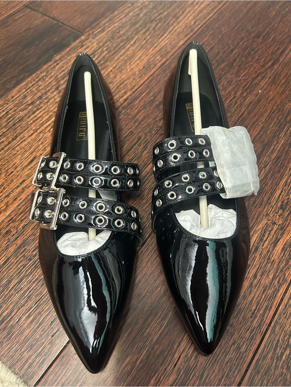 IDIFU Black Patent Pointed Toe Loafers with Grommet Straps